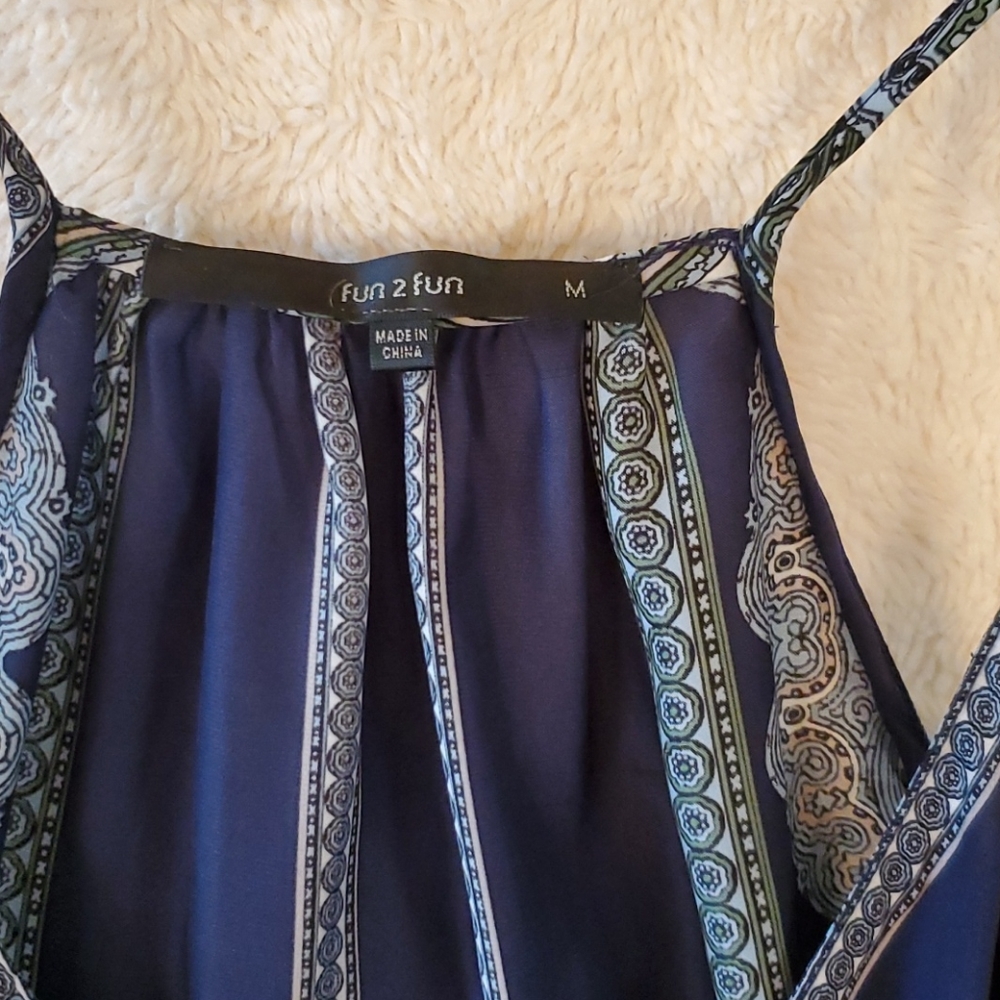 Fun 2 Fun light and flowy top